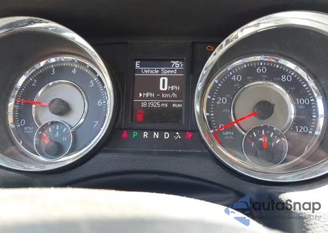 2013 Chrysler Town & Country Touring из США, поврежденный, VIN 2C4RC1BGXDR555192